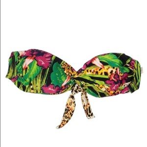 Floral print bikini top